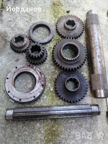 Части за верижен трактор Т-150, снимка 4 - Селскостопанска техника - 47890633