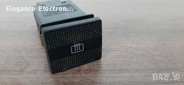 Бутон за Подгрев на Задното стъкло Vw golf MK3 , снимка 2 - Части - 36545368