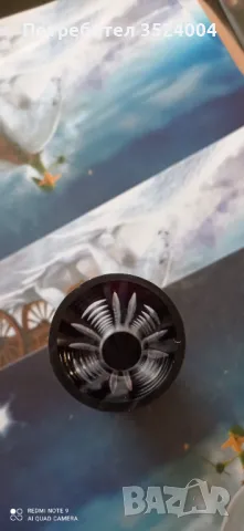 Червена кристална ваза от 70-80 те години на миналия ве.Вазазата е ръчно гравирана.к, снимка 4 - Антикварни и старинни предмети - 48352772