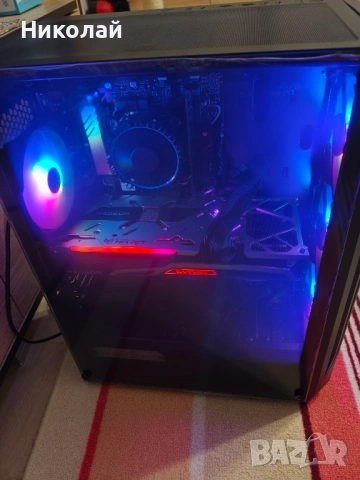 Продавам Компютър