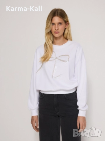 бяла блуза с панделка 