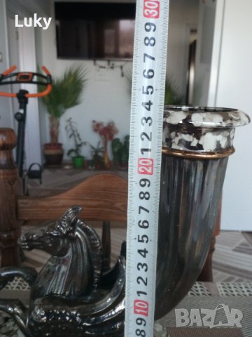 Продавам стилен и красив ритон,Порцелан.Ръчна изработка., снимка 7 - Антикварни и старинни предмети - 43812024