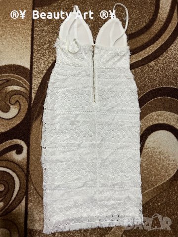 Официална бяла рокля ХS Rare London, снимка 4 - Рокли - 43076800
