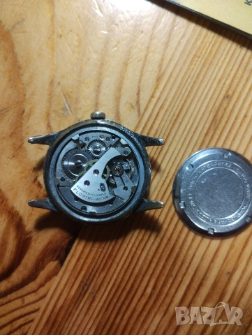 Руски механични часовници, снимка 8 - Антикварни и старинни предмети - 52057920