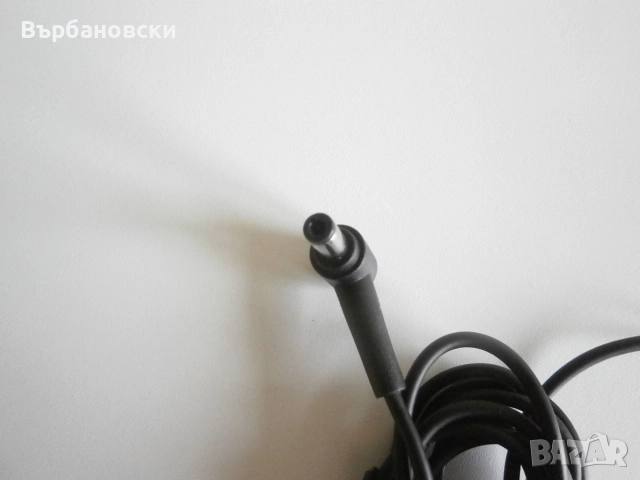 Оригинално зарядно за лаптоп Asus, снимка 2 - Захранвания и кутии - 52132426