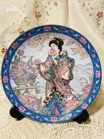 порцеланова чиния за стена , снимка 1