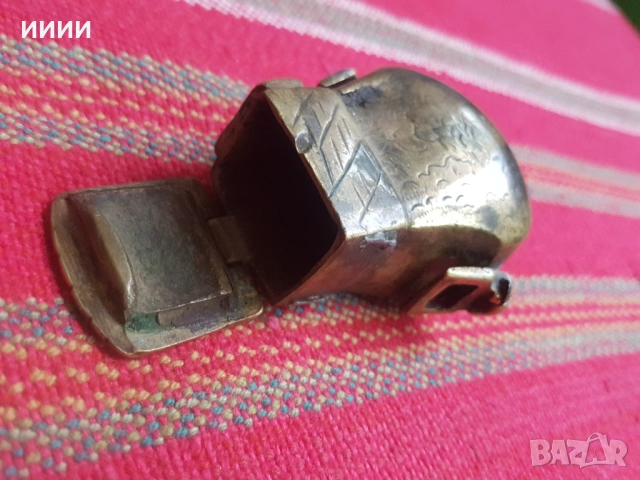 Бронзова кутийка за евзи фишеклък , снимка 4 - Антикварни и старинни предмети - 53248884