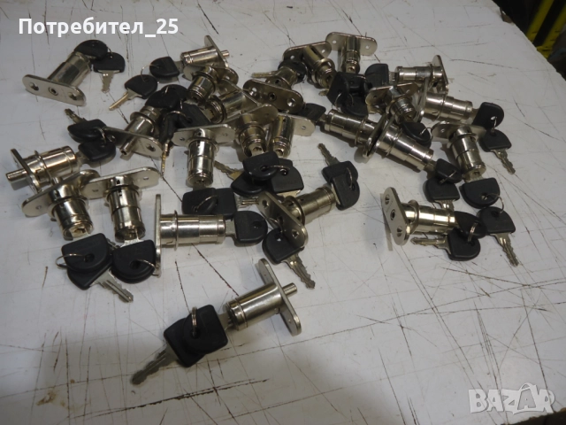 Патрони за брави за витрини, снимка 5 - Секции и витрини - 52437633