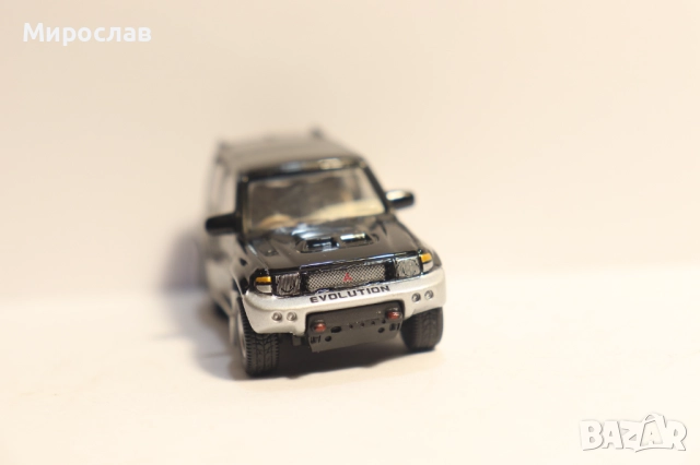1:72 HONGWELL MITSUBISHI PAJERO ИГРАЧКА КОЛИЧКА МОДЕЛ, снимка 3 - Колекции - 52577613