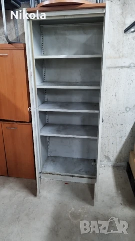 Метален Шкаф - рафтове 80/44/198 см за съхранение с халки за катинар, снимка 2 - Шкафове и рафтове - 49375491