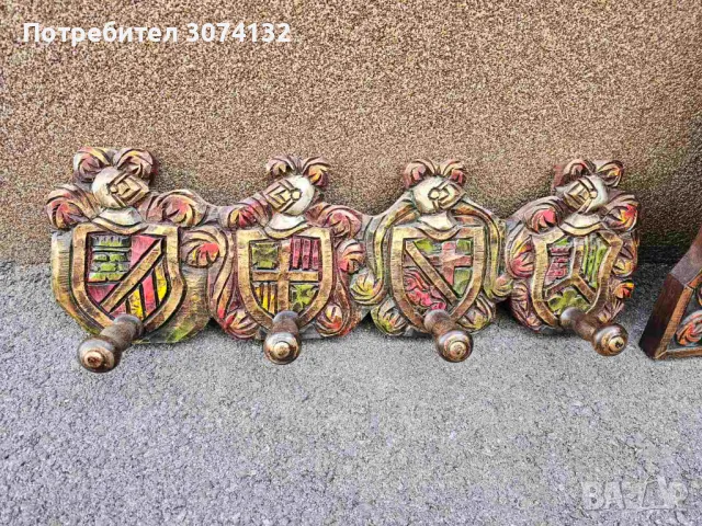 Испанска ръчно рисувана закачалка за стена с дърворезба, снимка 3 - Закачалки - 49245733