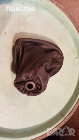 Топка с маншон на скоростният лост на Форд Фокус 1.6Е, хечбек, 1998-1999 година, снимка 2 - Части - 47817186