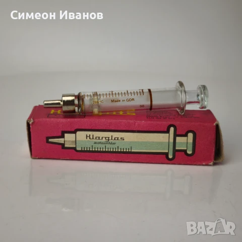 Стара стъклена спринцовка 2cc Refila Германия #6091, снимка 1