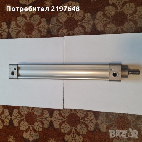 Пневматичен цилиндър 40х250  ISO6431