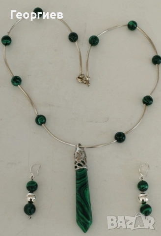 Бижутерия колиета,медальони с камък,и перли, снимка 2 - Колиета, медальони, синджири - 52154809