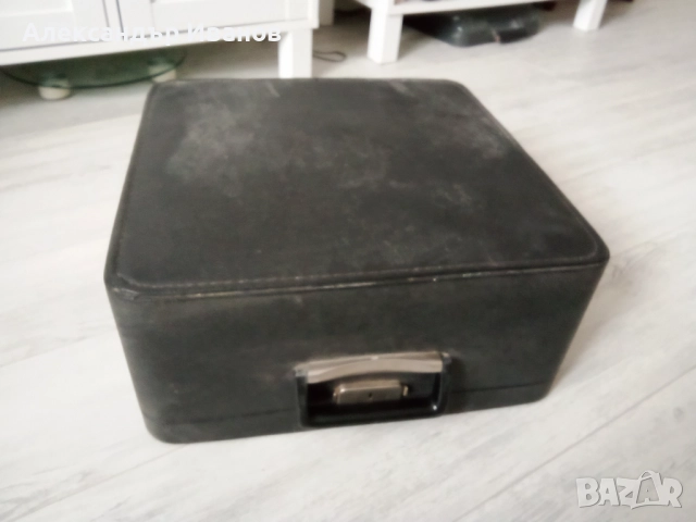  Германска пишеща машина OLYMPIA 1974 г., снимка 6 - Антикварни и старинни предмети - 52891654