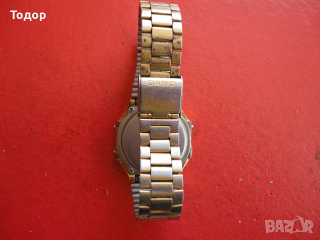 Позлатен часовник Casio, снимка 6 - Мъжки - 52640436