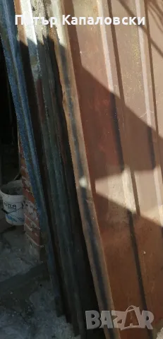 Ламарина втора употреба. Размери на листа е 200 сантиметра на 95 сантиметра. Цената на метър.