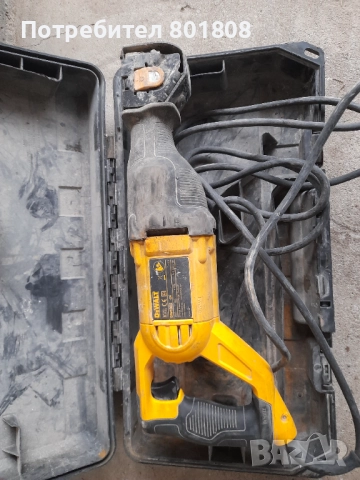 Саблен трион Dewalt , снимка 3 - Други инструменти - 52867619