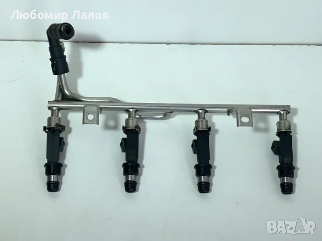 Горивна рейка с дюзи за Опел Астра Opel Astra 25317316
