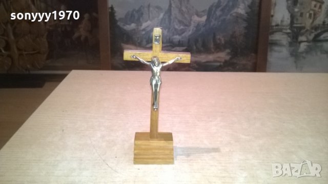 Кръст от дърво и метал настолен, снимка 8 - Колекции - 27400760