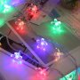 Многоцветни коледни LED лампички с цветя с щепсел  - Многоцветни, дължина - 5м ,28бр лампички