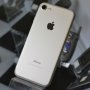 Apple iPhone 7 32Gb Silver Фабрично отключен