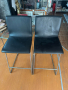 Двойка бар стола - кожа с метални крачета., снимка 1 - Столове - 44922118