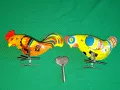 СССР 2 стари руски механични ламаринени играчки Петел и Кокошка Made in USSR, снимка 2