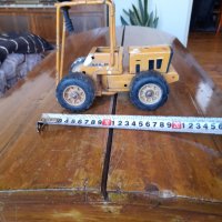 Стар трактор Мир, снимка 3 - Други ценни предмети - 38274368