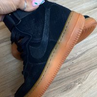 Оригинални кецове Nike Air Force 1 07 Suede Black! 36,5 н, снимка 7 - Кецове - 43208785