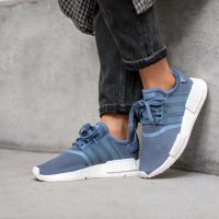 Оригинални маратонки ADIDAS NMD R1  номер 38 , снимка 1 - Маратонки - 26989215