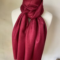 Тъмночервен шал/ шал в цвят вишна, снимка 5 - Шалове - 43031612