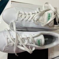 Оригинални маратонки Adidas бели номер UK 7, снимка 6 - Маратонки - 38322400