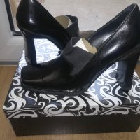 Нови обувки с интересен ток, снимка 4 - Дамски обувки на ток - 32499923