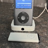 Apple iPod Classic 7 160GB / Докинг / Дистанционно / Зарядно, снимка 3 - iPod - 40794098