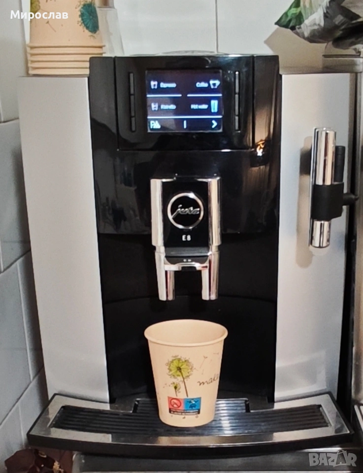 кафемашина Jura Е8 , снимка 1