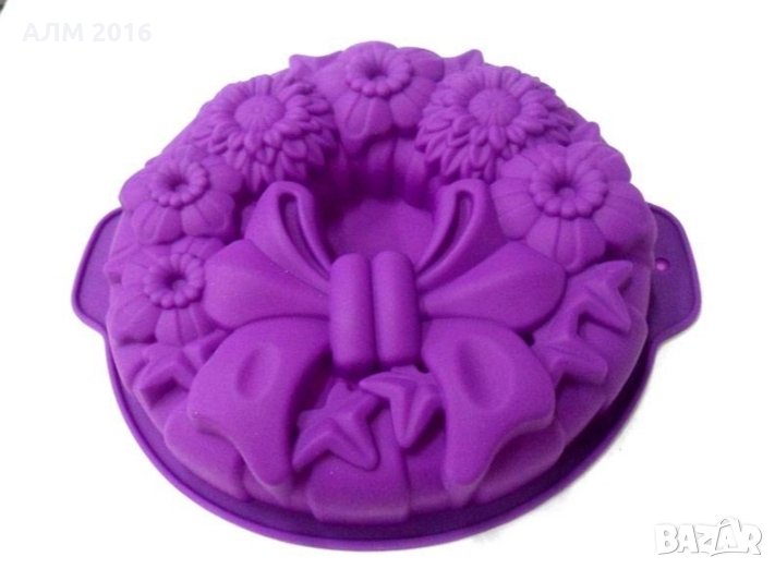 Силиконова форма за печене Празничен венец, снимка 1