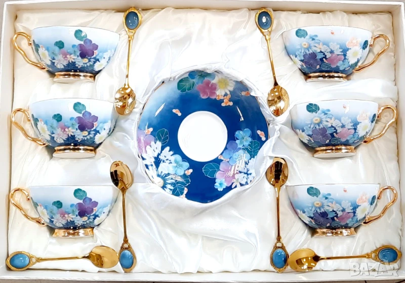 КОМПЛЕКТ за КАФЕ или ЧАЙ от КОСТЕН ПОРЦЕЛАН, снимка 1