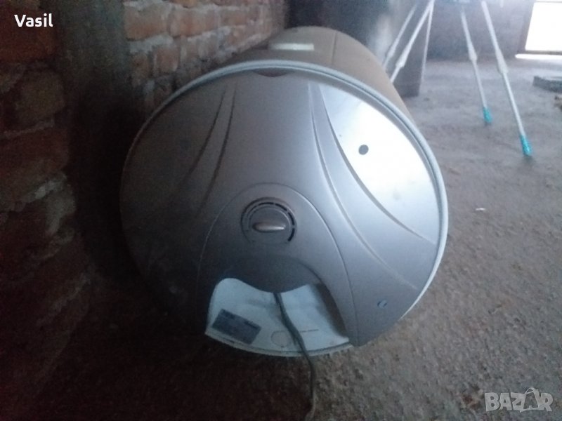 Бойлер 80л 2500 w,хоризонтален монтаж, снимка 1