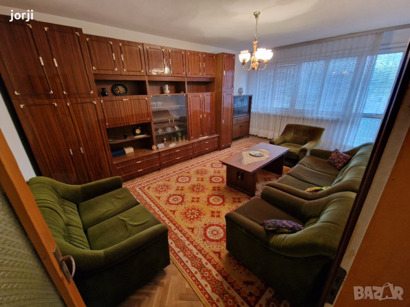 Дава под наем 4-СТАЕН Кралска зона, град Добрич (Частно лице), снимка 1