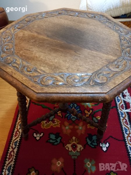 Ретро дъбова резбована помощна масичка, снимка 1