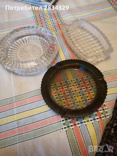 три кристални пепелника - 3лв/броя, снимка 1