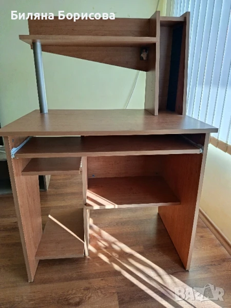 Продавам бюро, снимка 1