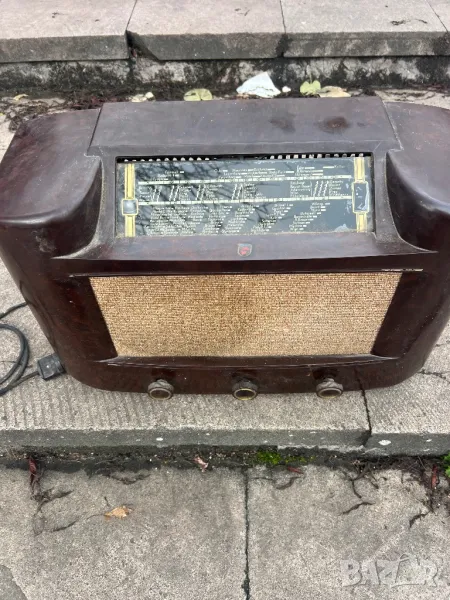 Продавам лампово радио PHILIPS , снимка 1