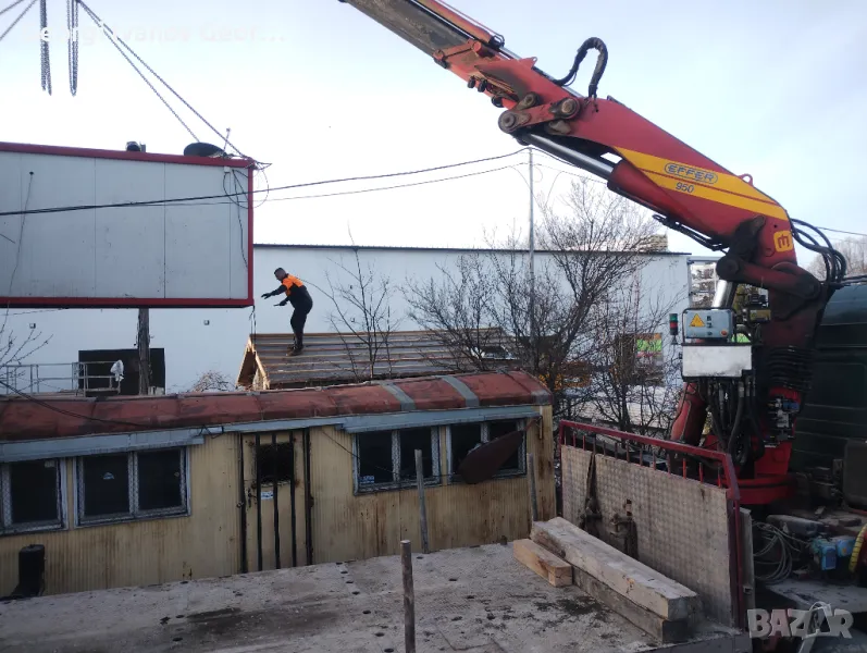 Камион с кран ,пътна помощ за камиони и закъсали извън пътя , снимка 1