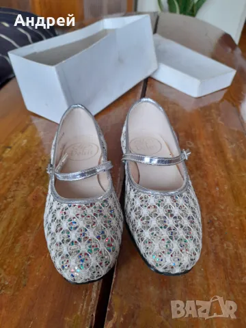 Стари Детски обувки Dolcis, снимка 3 - Други ценни предмети - 48261930