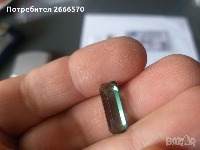 Натурален сертифициран турмалин , рубин диамант сапфир изомруд