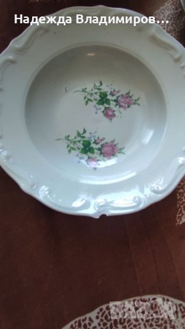 Дълбоки чинии за супа