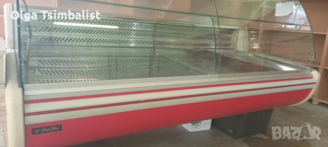 Хладилна витрина